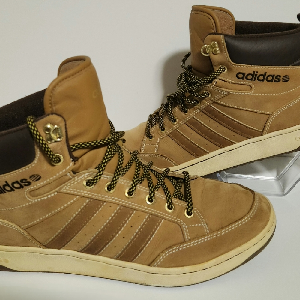 Sold - 14 - Mens Adidas Shoes 👞